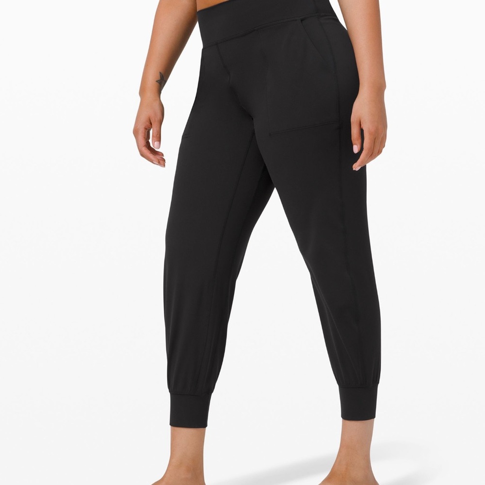 Lululemon Align Joggers - size 10